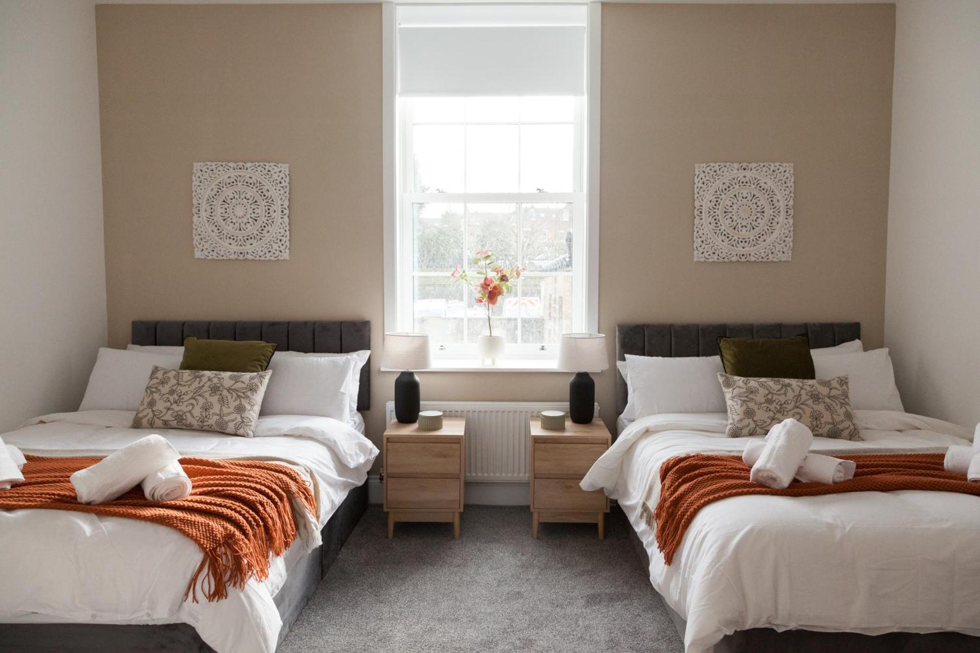 Crown View * Harrogate